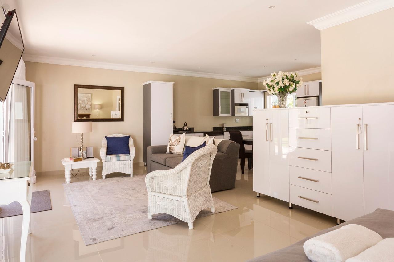 The Studio Apartment Порт Елизабет Екстериор снимка